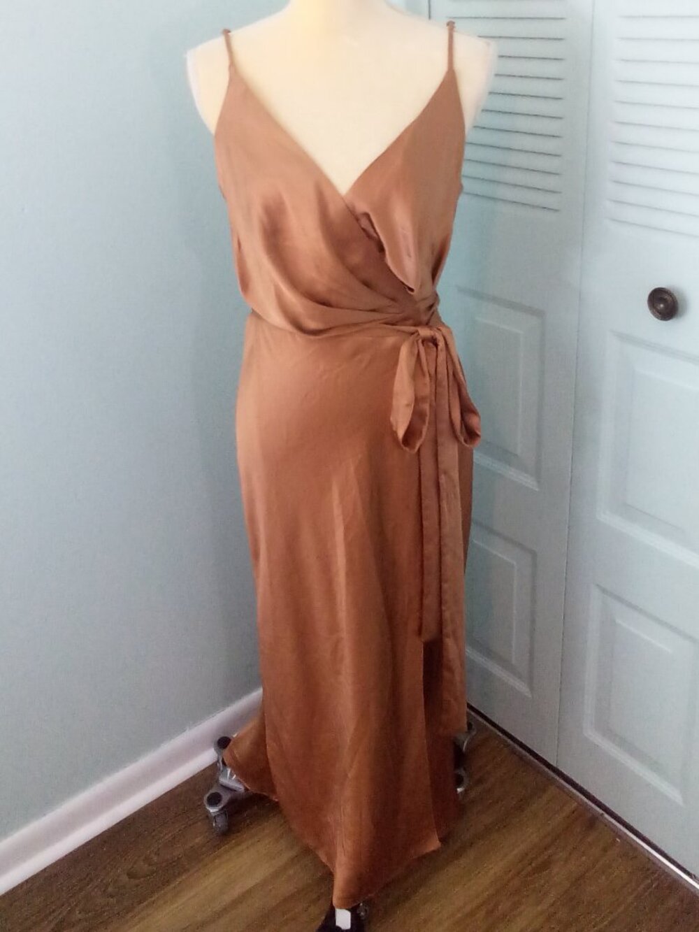 ASOS DESIGN 8 COPPER SATIN WRAP MAXI SURPLUS NECK ADJ SPAGHETTI STRAPS TIE WAIST
